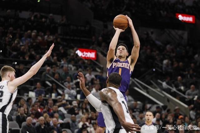 中国男篮传奇球星王治郅入选国际篮联名人堂